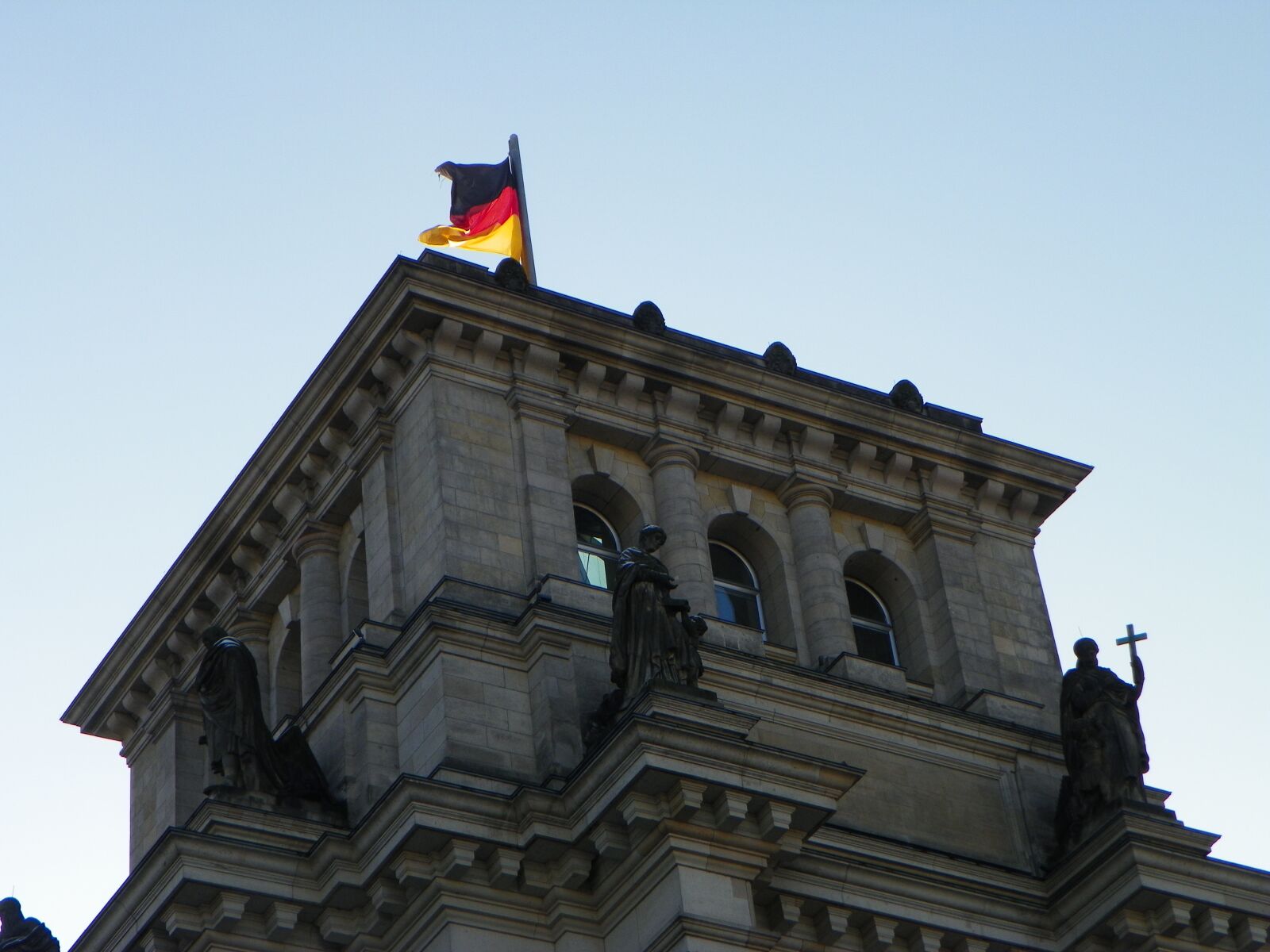 Kodak EasyShare Z981 sample photo. Policy, germany, bundestag photography