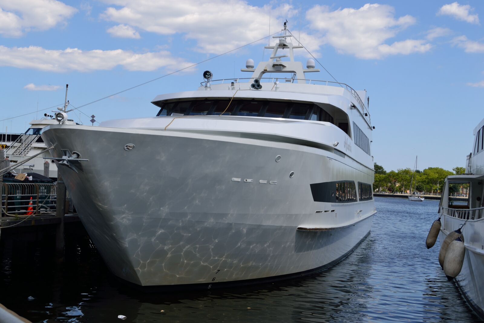 Nikon D3100 sample photo. Yacht, boat, water photography