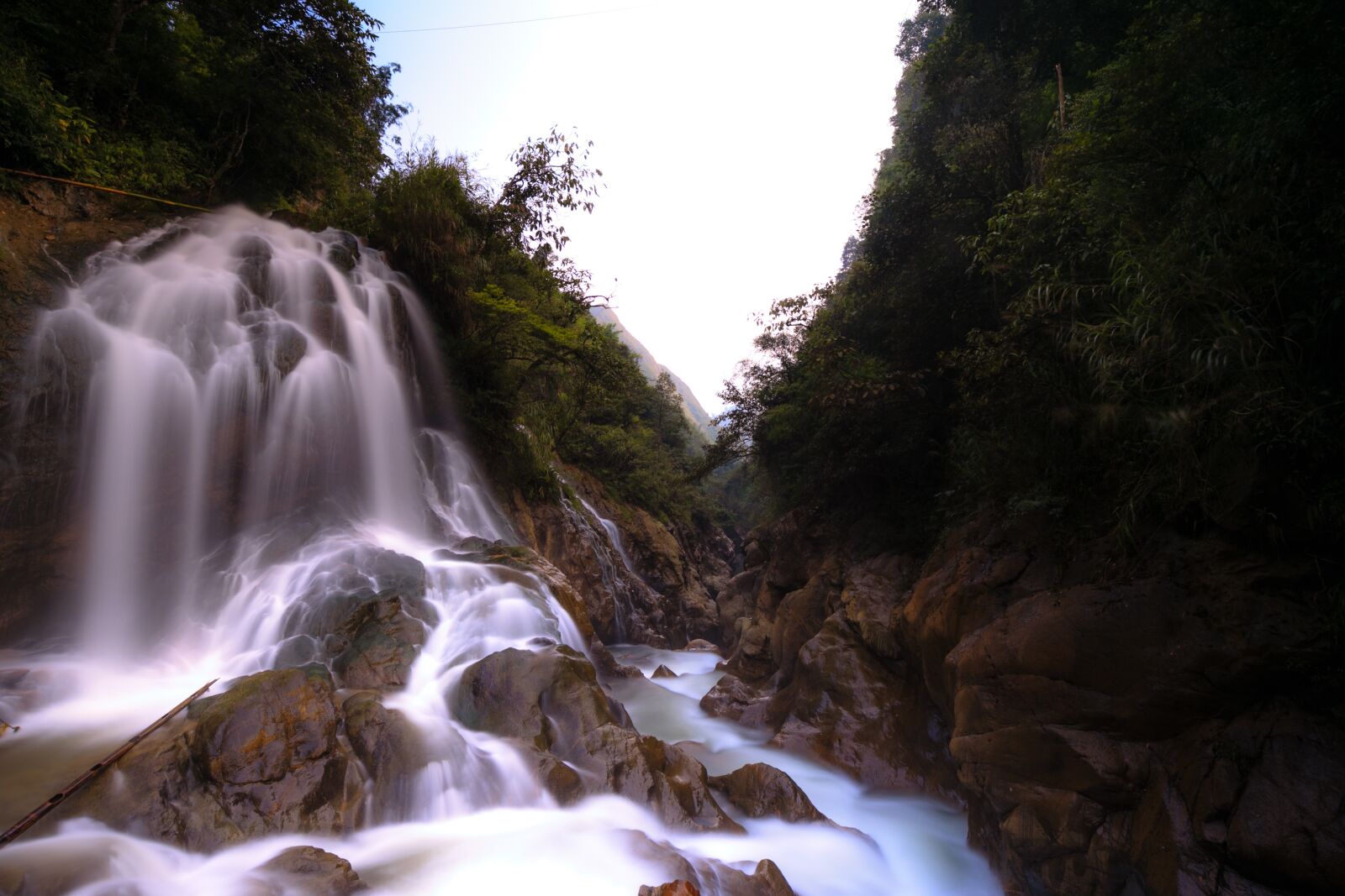 Canon EF 16-35mm F4L IS USM sample photo. The waterfall, forest, streams photography