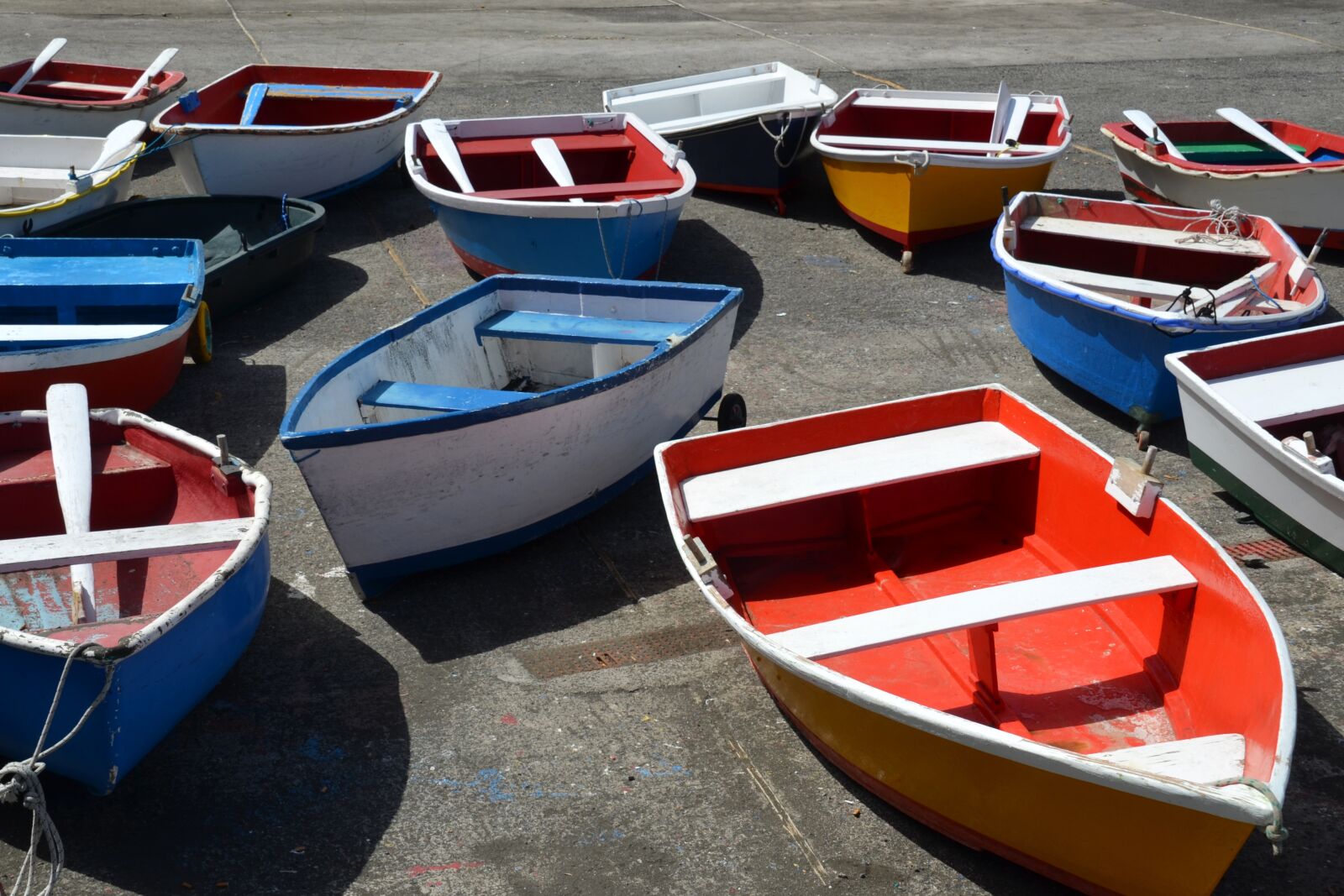 Nikon D5100 sample photo. Boats, colorful, port photography
