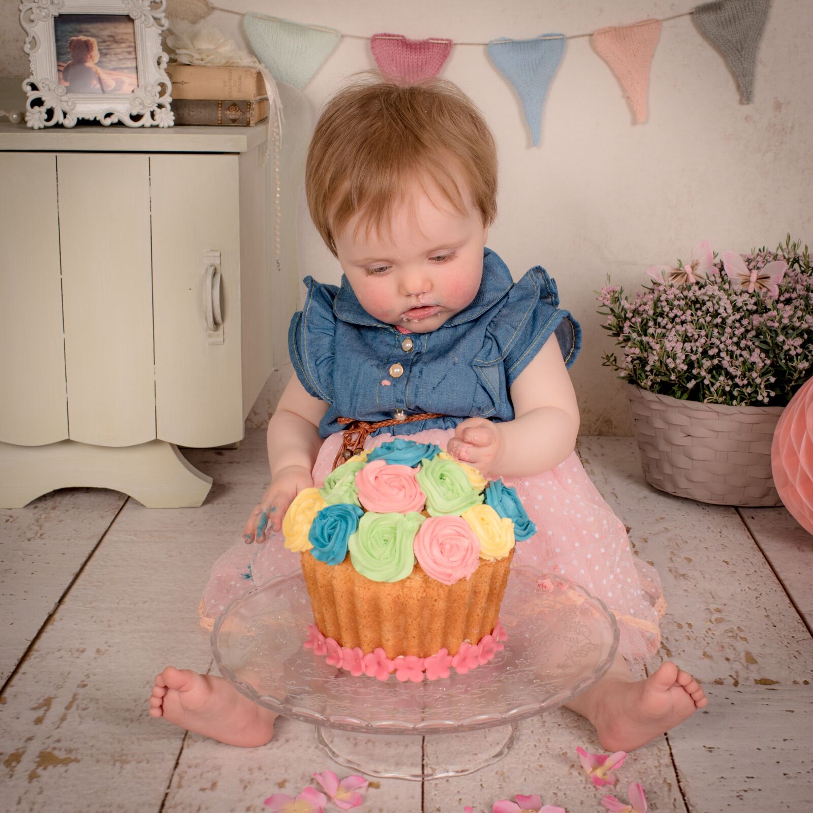 Nikon D800 sample photo. Cake, birthday, baby photography