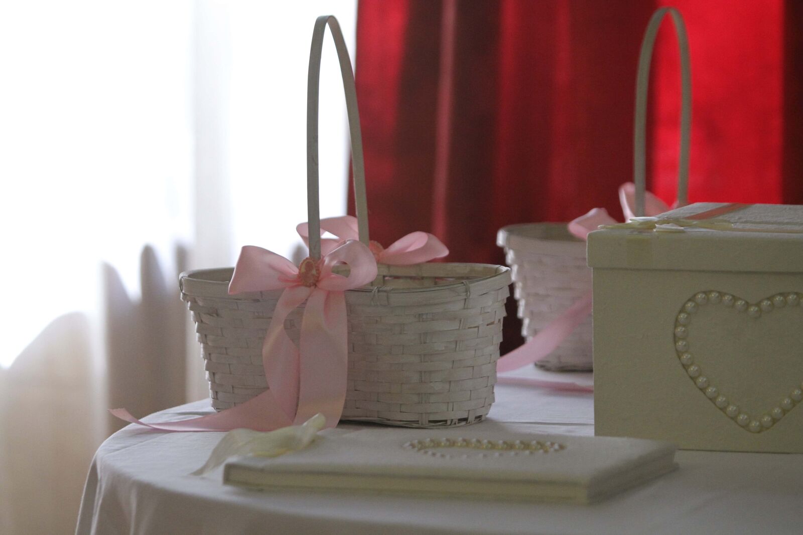 Canon EF 70-200mm F2.8L IS USM sample photo. Wicker basket, book, box photography