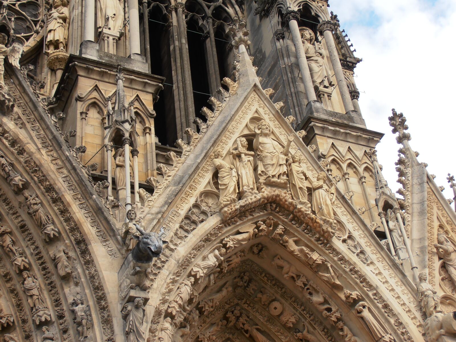 Olympus VR310,D720 sample photo. France, notre dame, paris photography