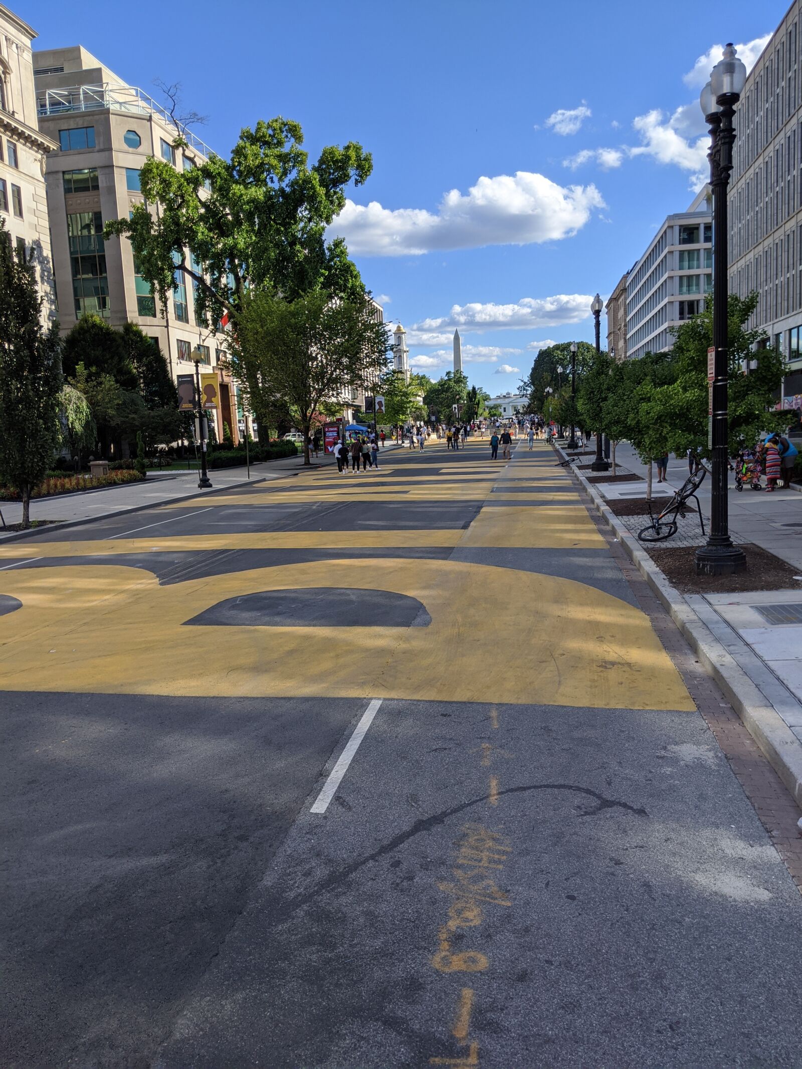 Google Pixel 3a XL sample photo. Blm plaza, washington dc photography
