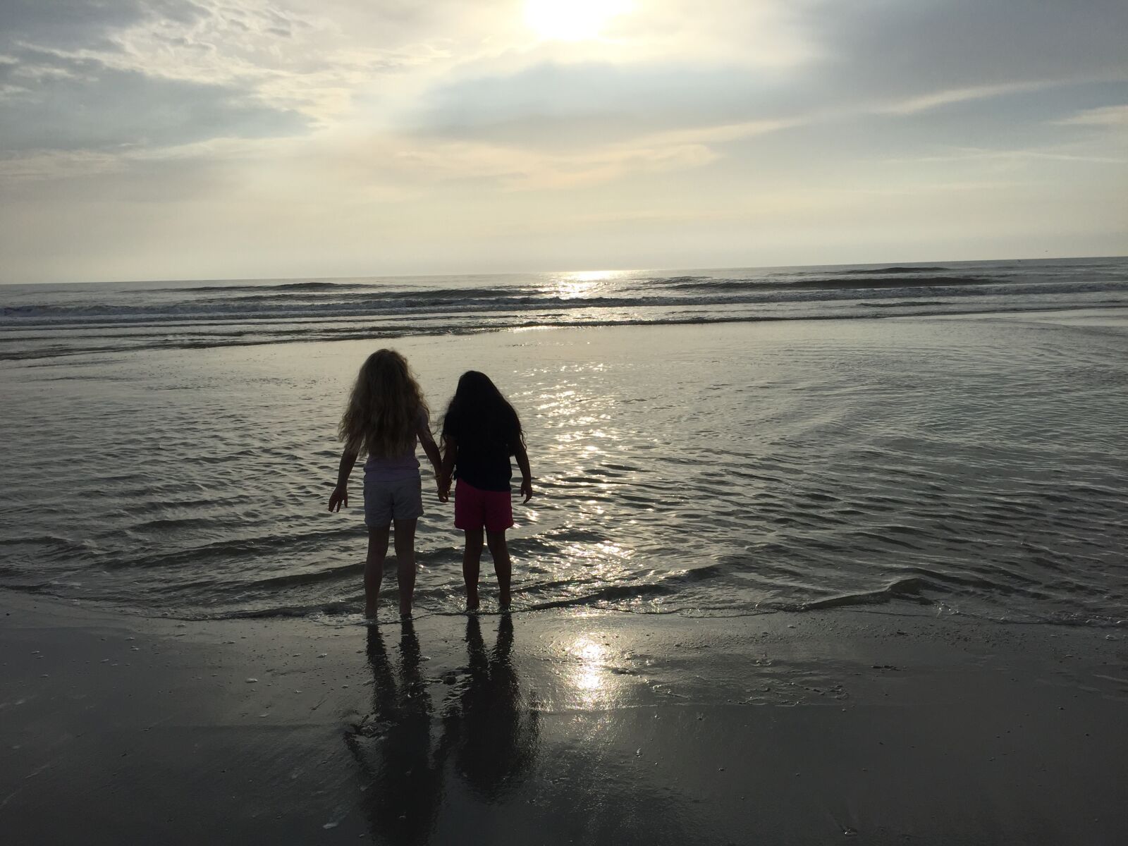 Apple iPhone 6 sample photo. Seascape, children, summer photography