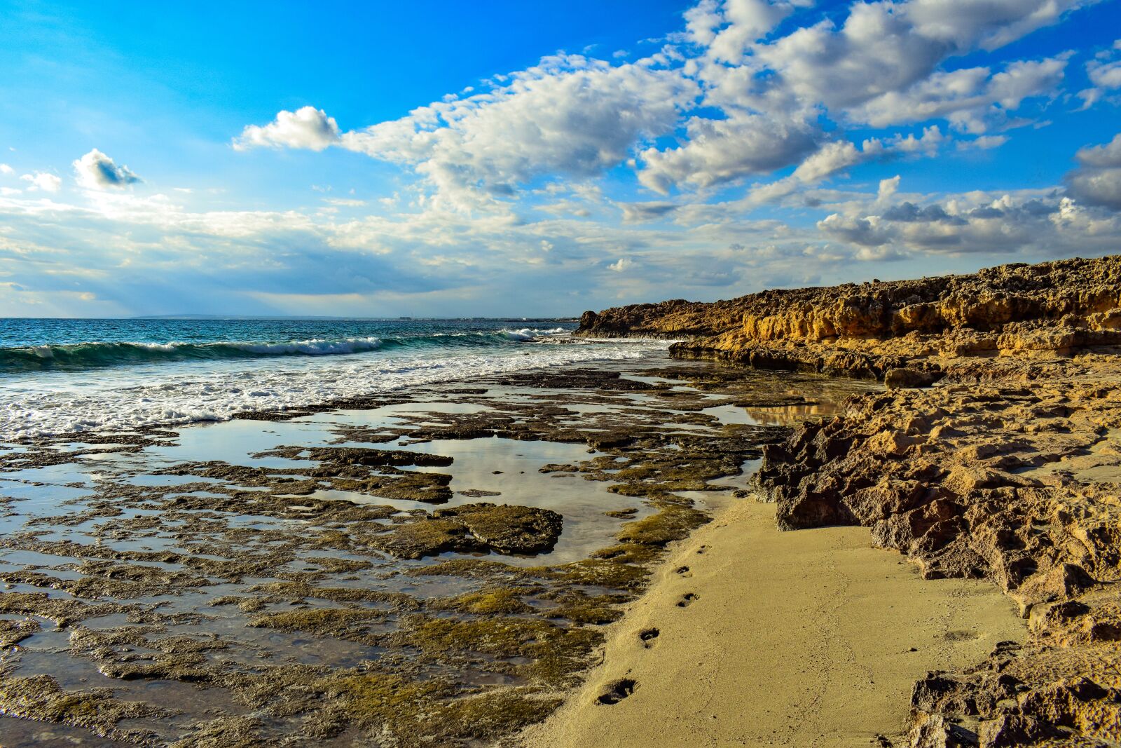 Nikon D3300 sample photo. Rocky coast, beach, sea photography
