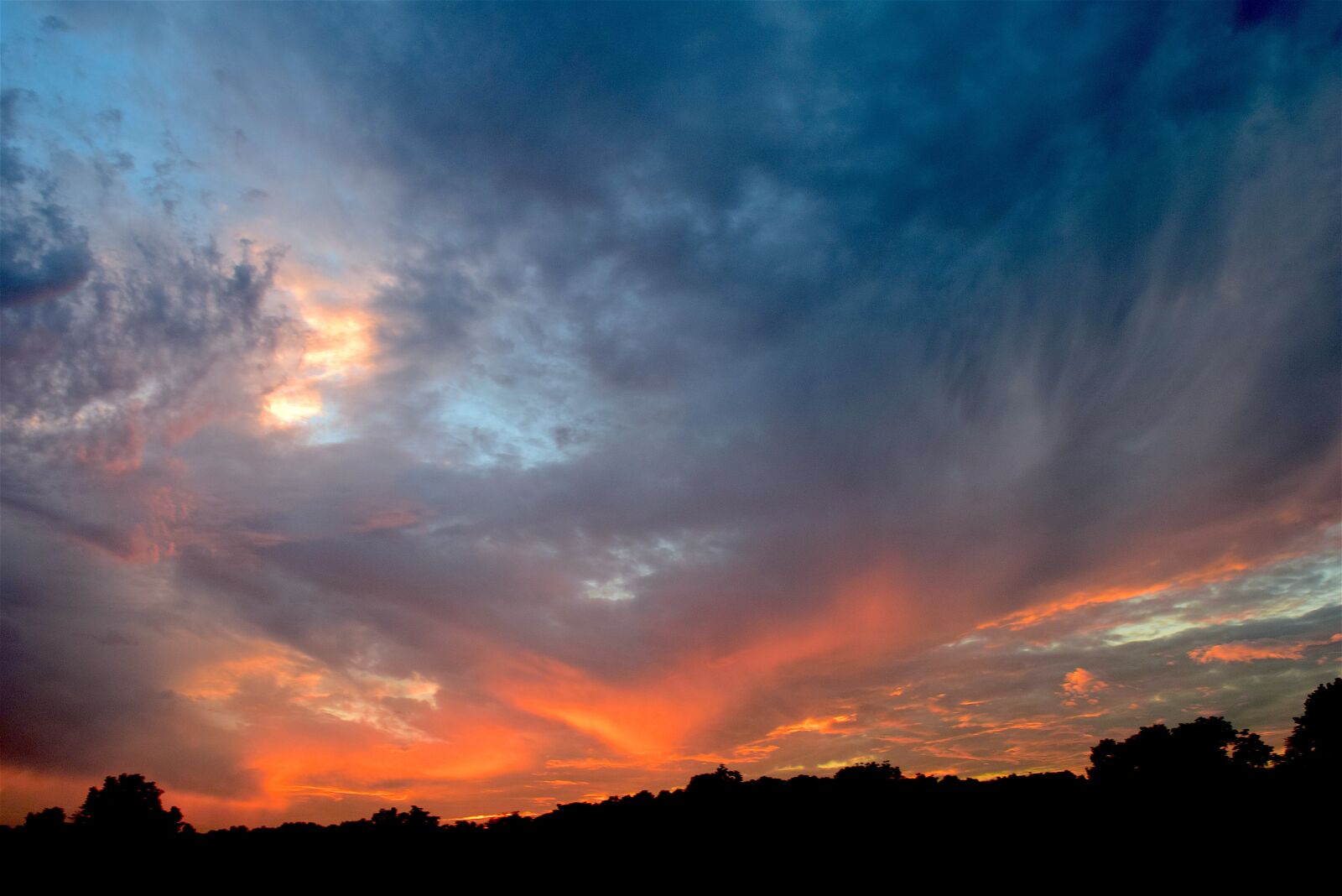 Nikon D3300 sample photo. Sunset, clouds, landscape photography