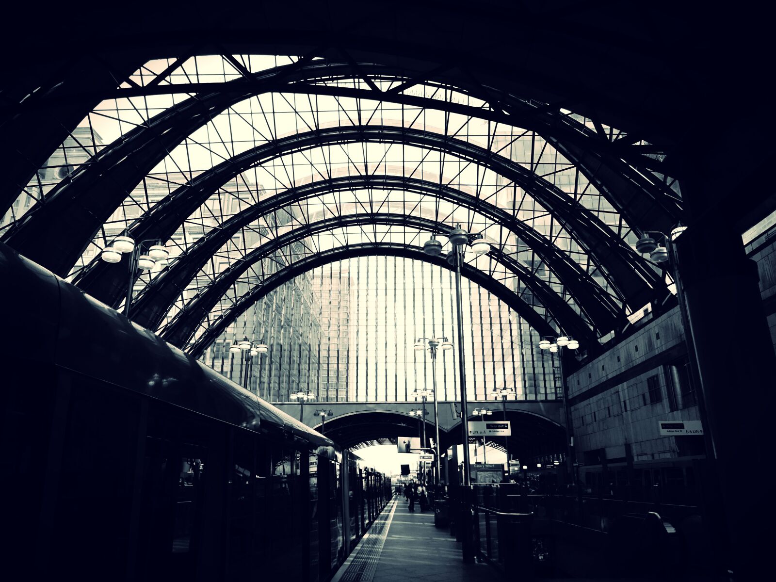 Sony DSC-HX60 sample photo. Arches, architecture, black, and photography