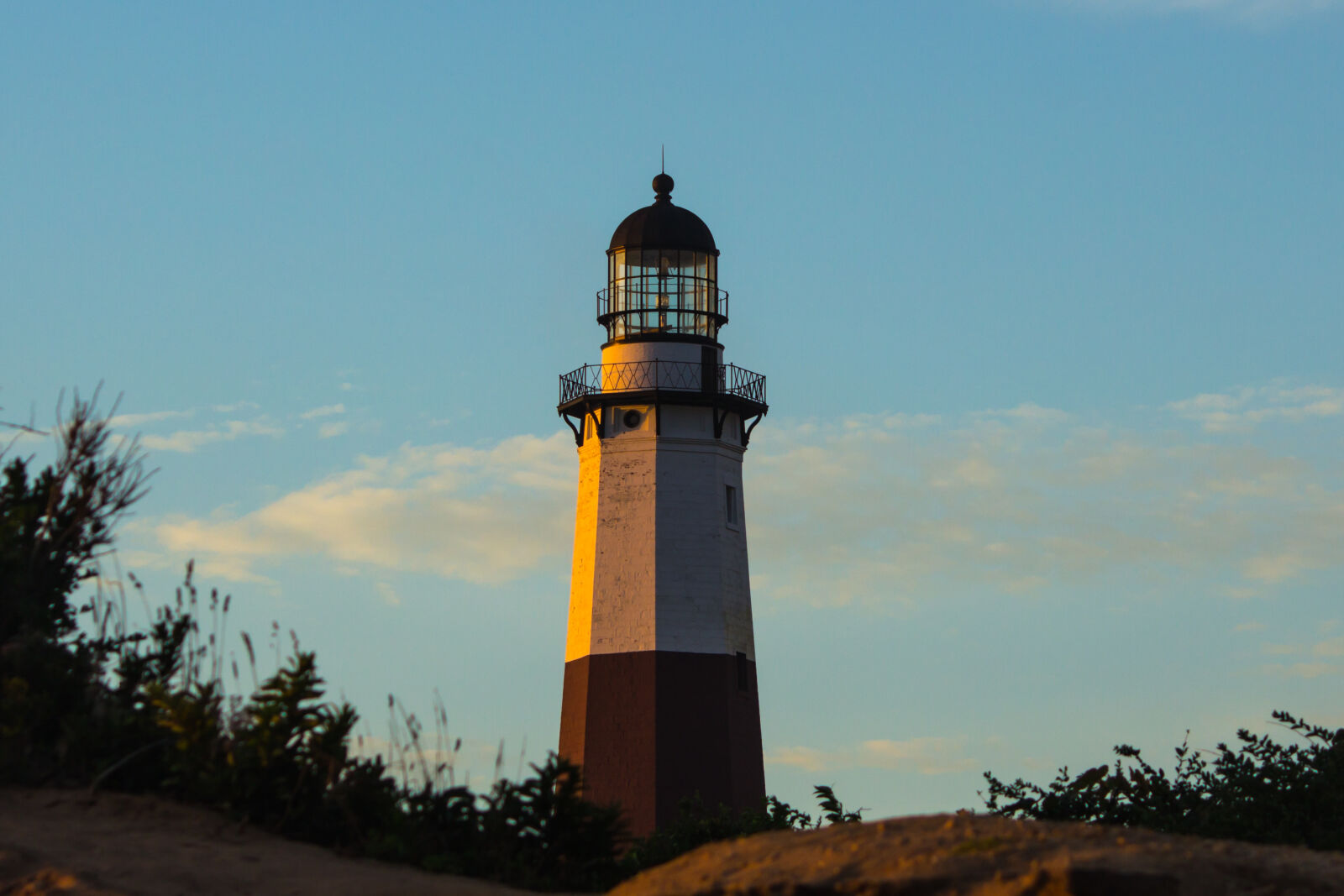 Canon EOS 600D (Rebel EOS T3i / EOS Kiss X5) sample photo. Lighthouse, sunrise photography