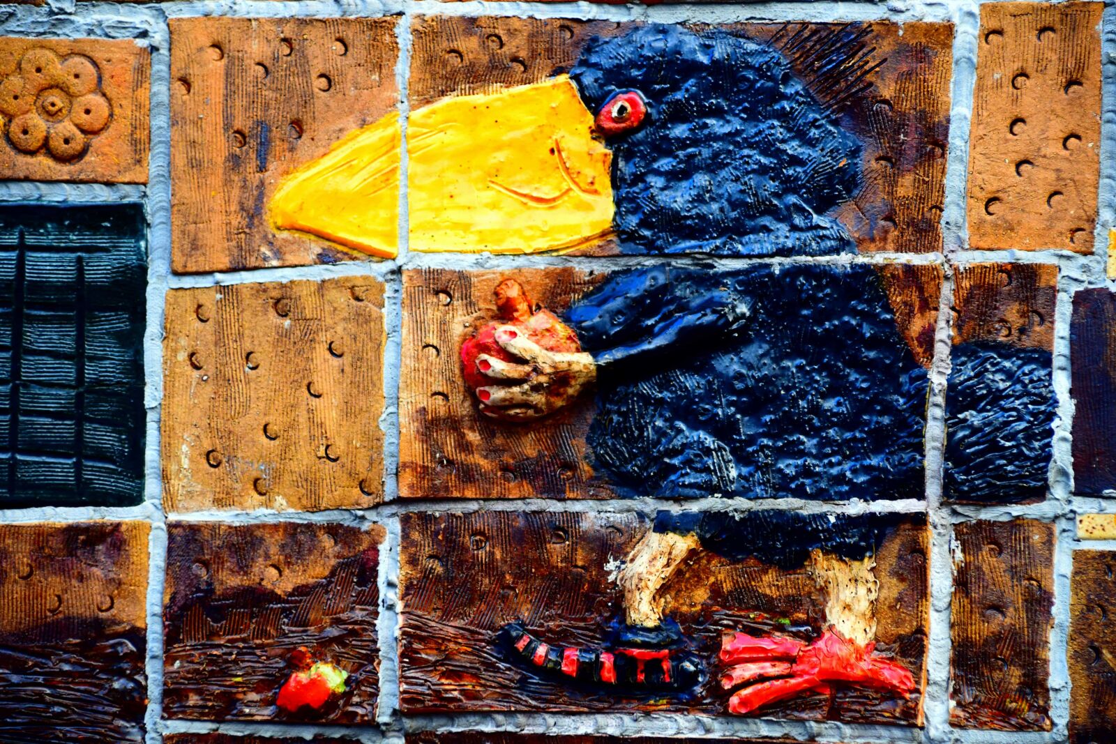 Nikon D3300 sample photo. Wall, colorful, art, bird photography