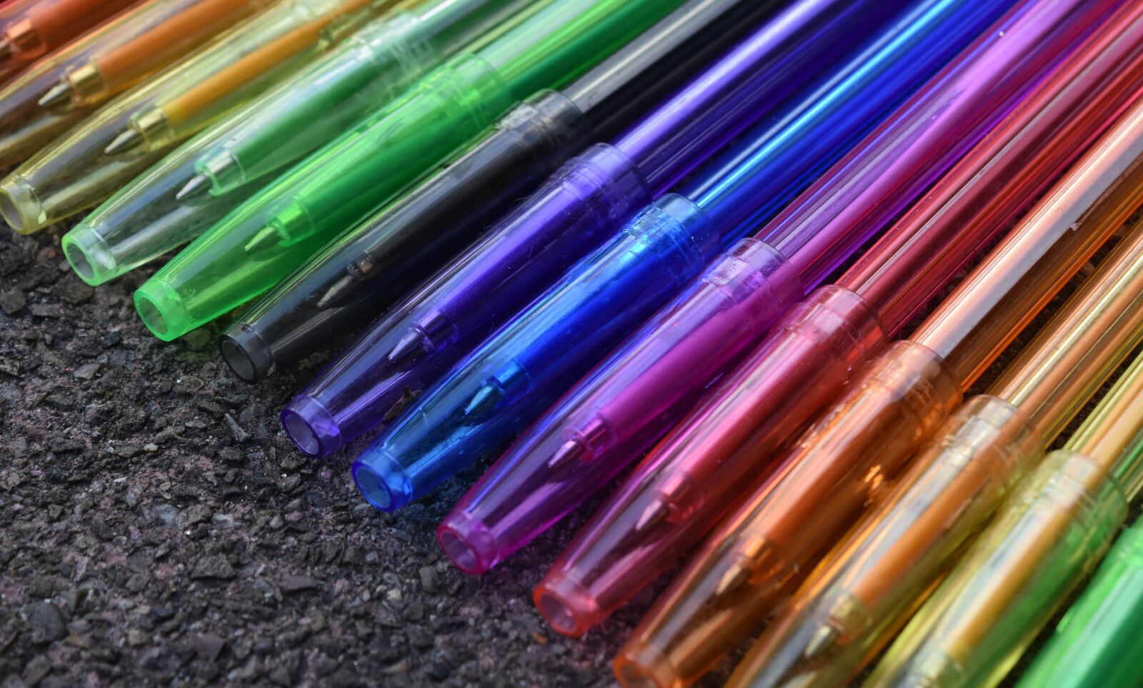 Nikon D7200 sample photo. Pen, writing implement, write photography