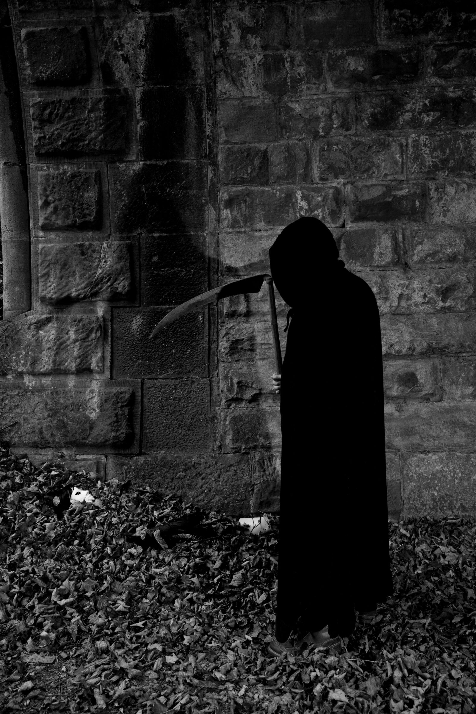 Canon EF 24-70mm F2.8L II USM sample photo. Death, horror, cutter man photography