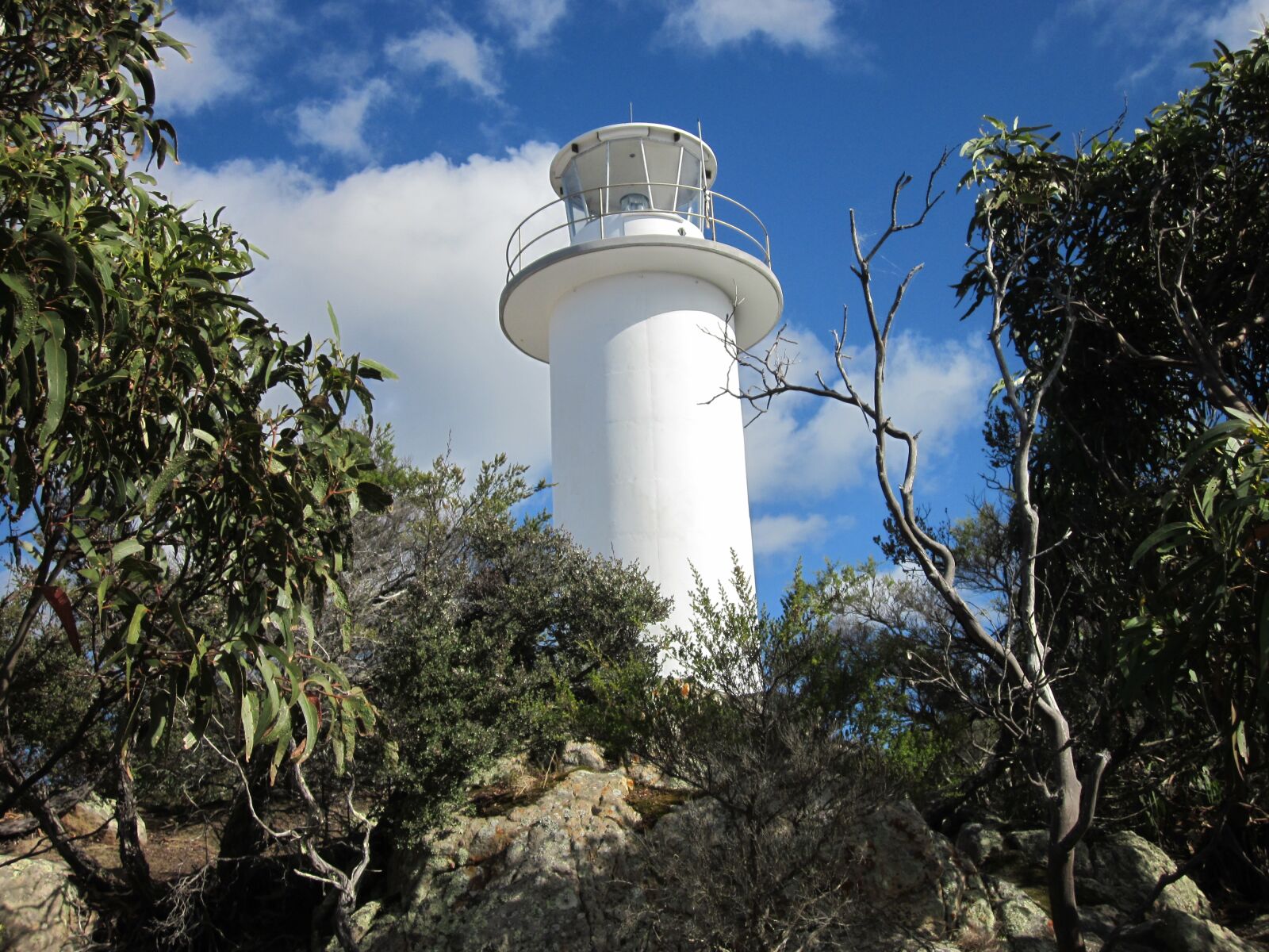 Canon PowerShot SD1300 IS (IXUS 105 / IXY 200F) sample photo. Lighthouse, tasmania, cape photography