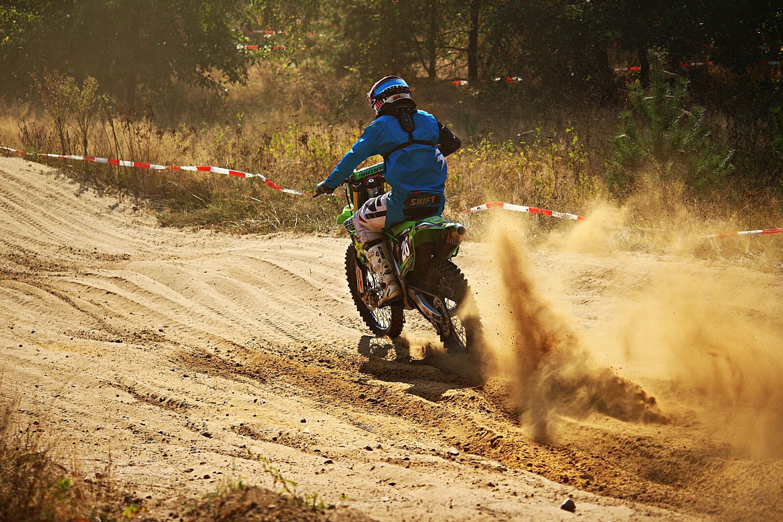Canon EOS 100D (EOS Rebel SL1 / EOS Kiss X7) sample photo. Motocross, enduro, cross photography