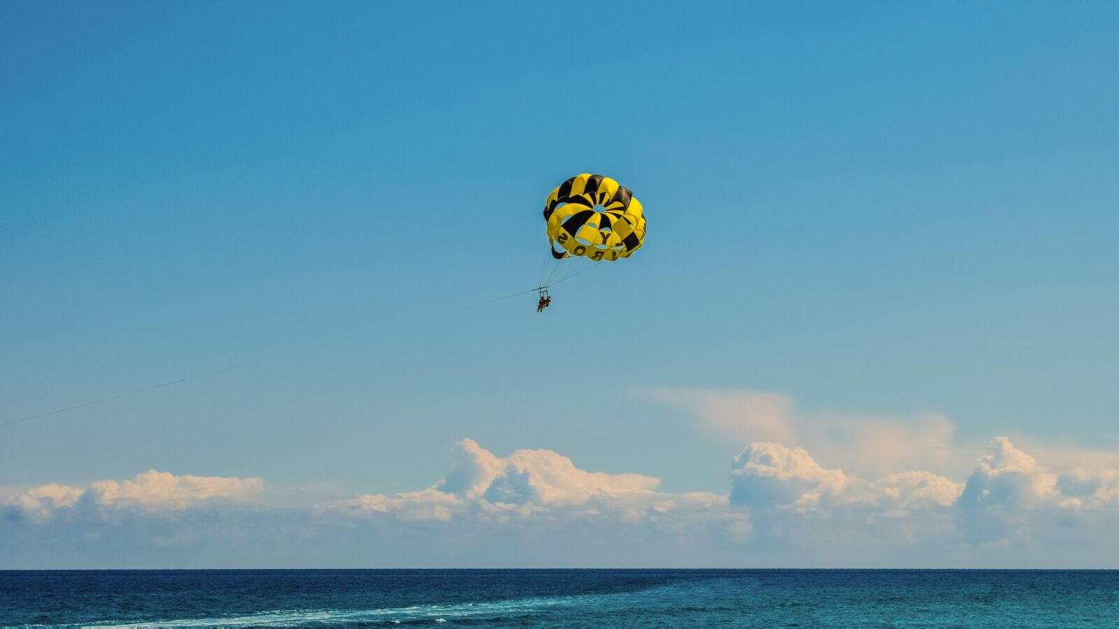 Nikon D3300 sample photo. Parachuting, water sport, activity photography