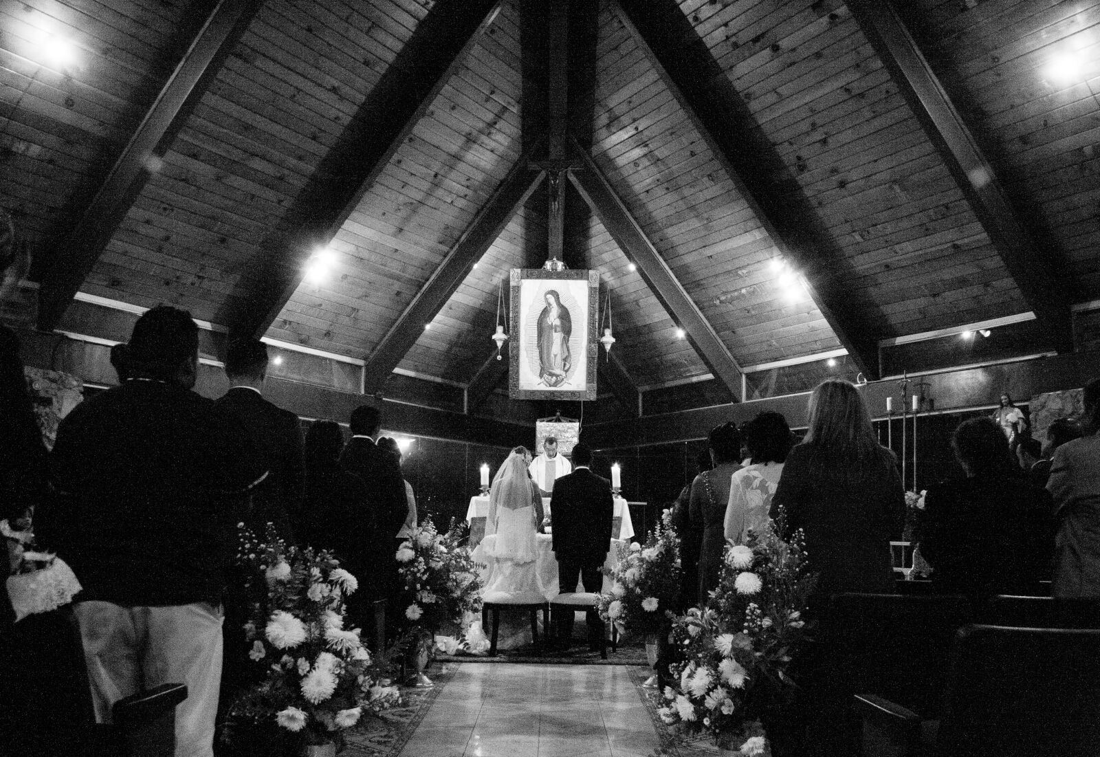 Canon EOS 400D (EOS Digital Rebel XTi / EOS Kiss Digital X) sample photo. Wedding, love, architecture photography