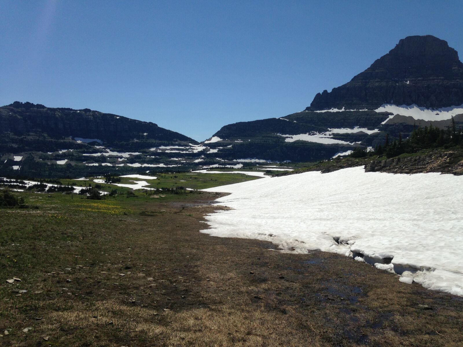 iPhone 5c back camera 4.12mm f/2.4 sample photo. Mountain, glacier, nature photography