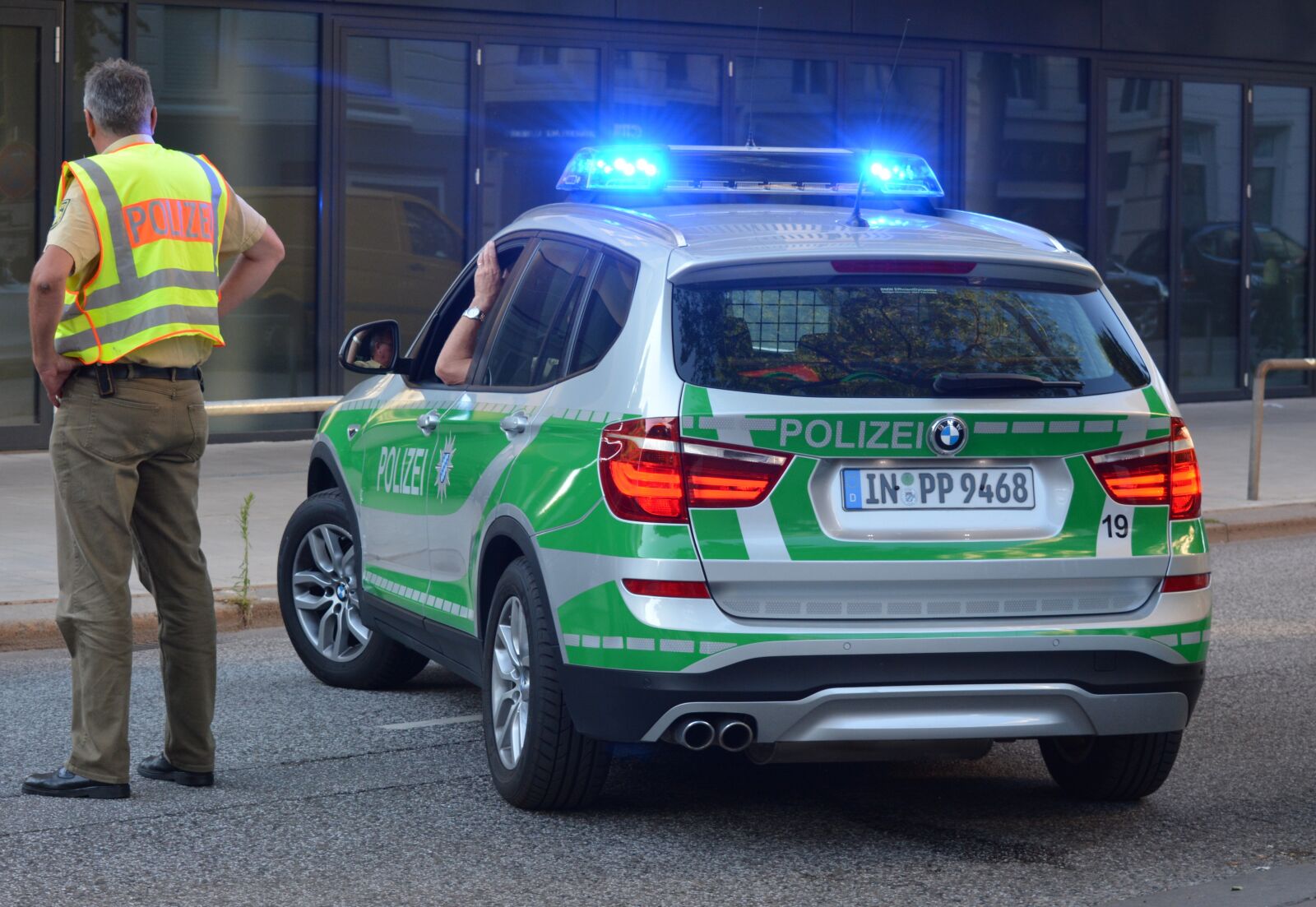 Nikon D7100 sample photo. Man, police, bavaria photography