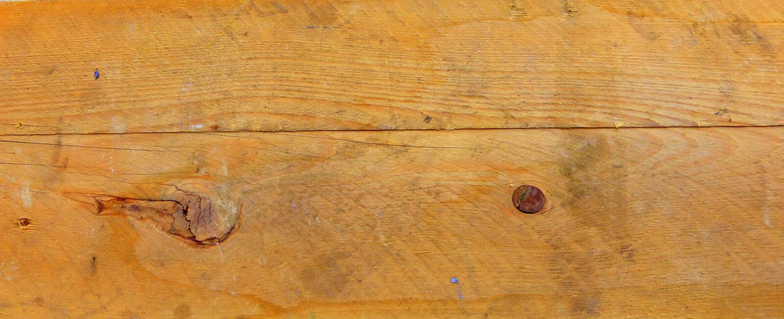 Panasonic Lumix DMC-ZS25 (Lumix DMC-TZ35) sample photo. Wallpaper, wood, at the photography