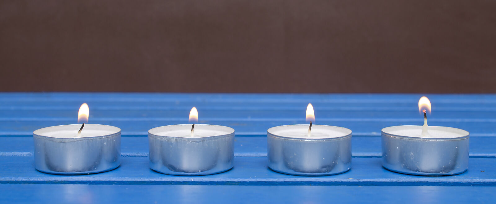 Canon EOS 1100D (EOS Rebel T3 / EOS Kiss X50) sample photo. Advent, blue, candle, christmas photography