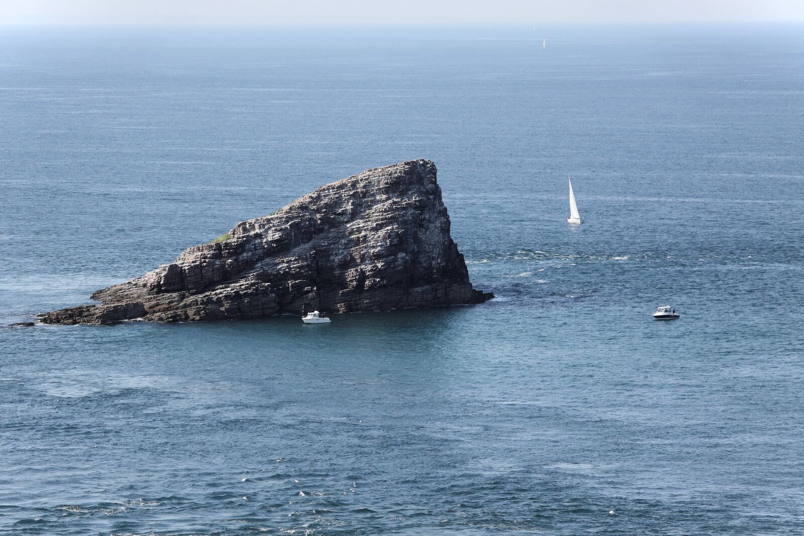 Canon EOS 50D sample photo. Sea, rock, view photography
