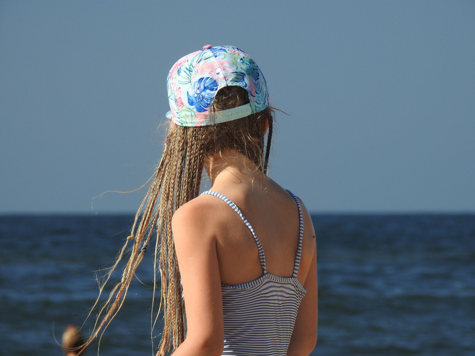 Nikon Coolpix P900 sample photo. Child, sea, beach photography