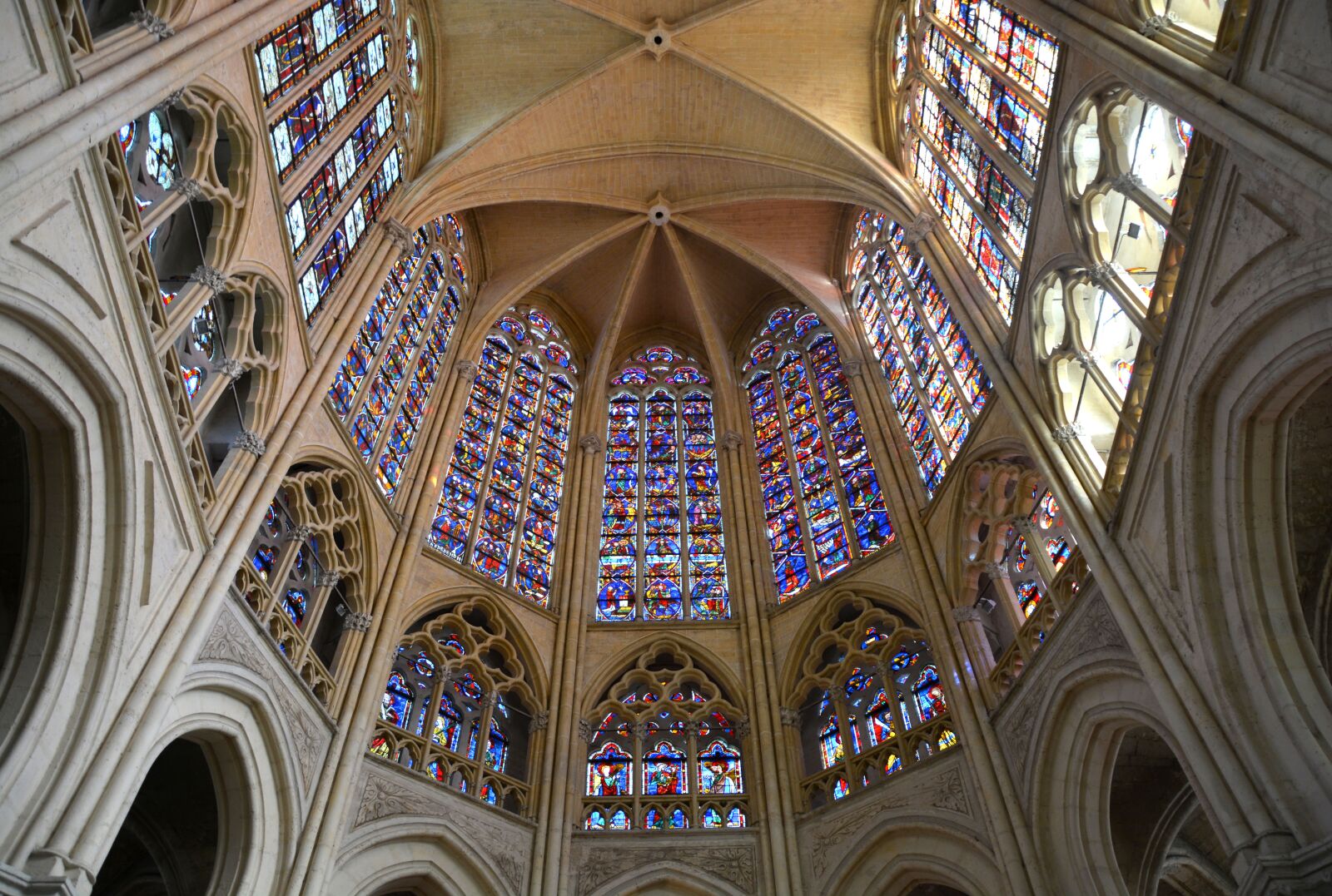 Nikon D7100 sample photo. Cathedral, stained glass, tours photography