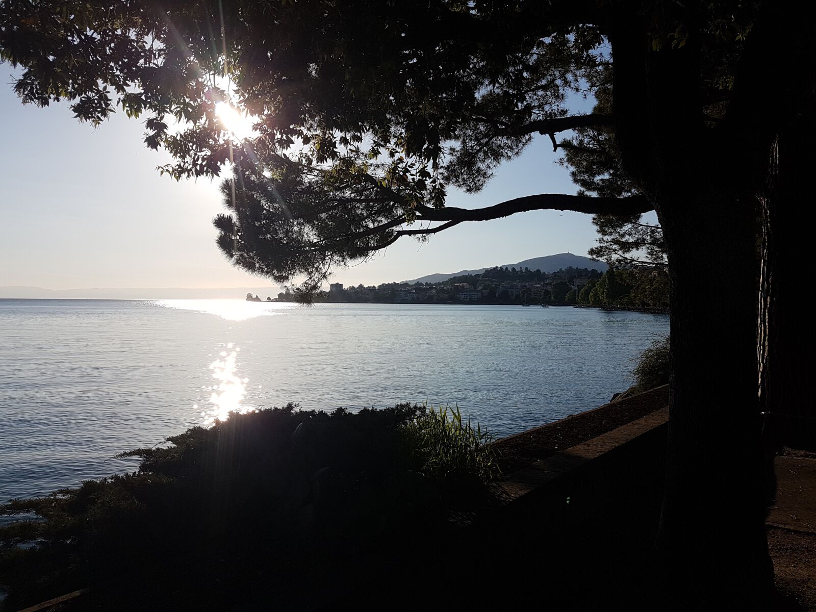 Samsung Galaxy S7 Edge sample photo. Montreux, switzerland, lake photography