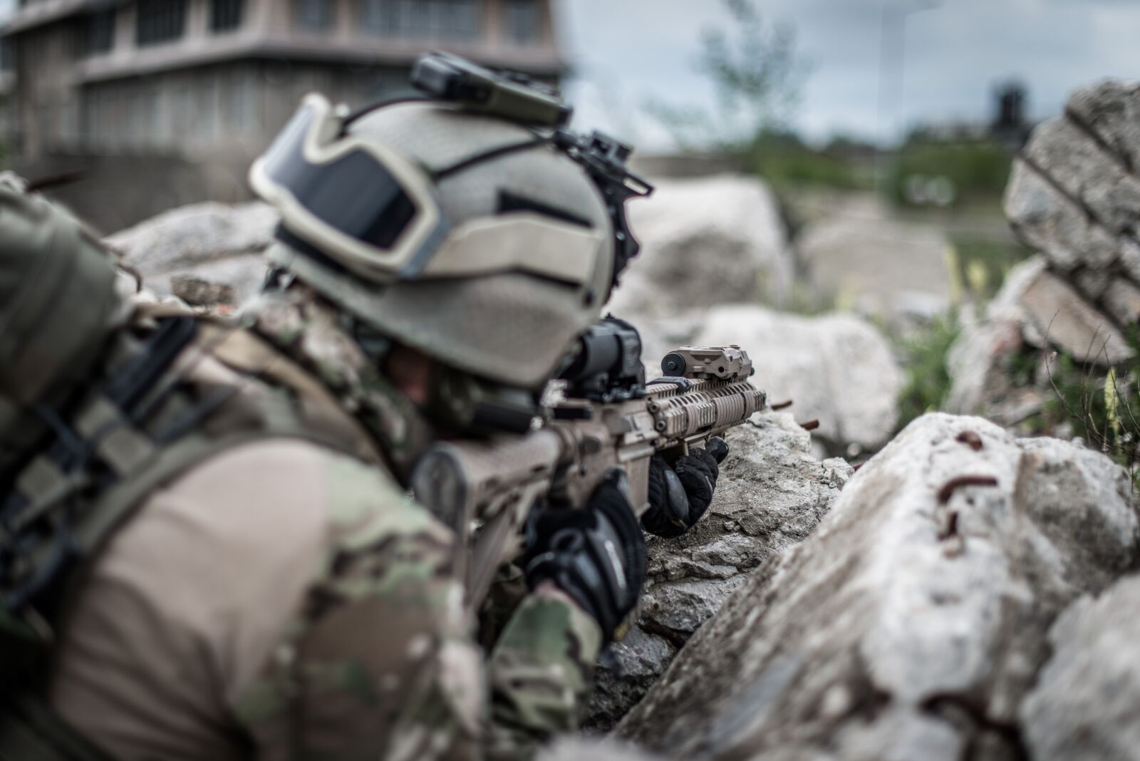 Nikon D800 sample photo. Soldier, the war, the photography