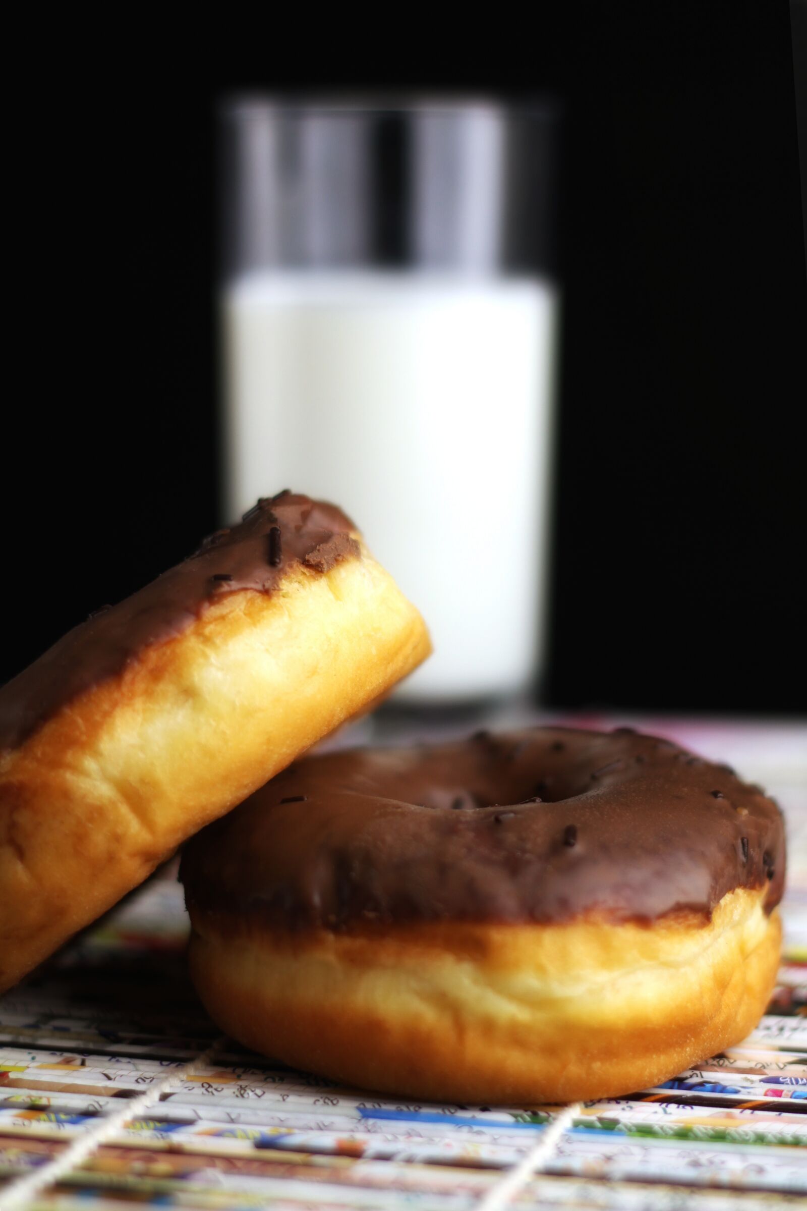 Canon EOS 7D + Canon EF 50mm F1.8 II sample photo. Milk, donuts, chocolate photography