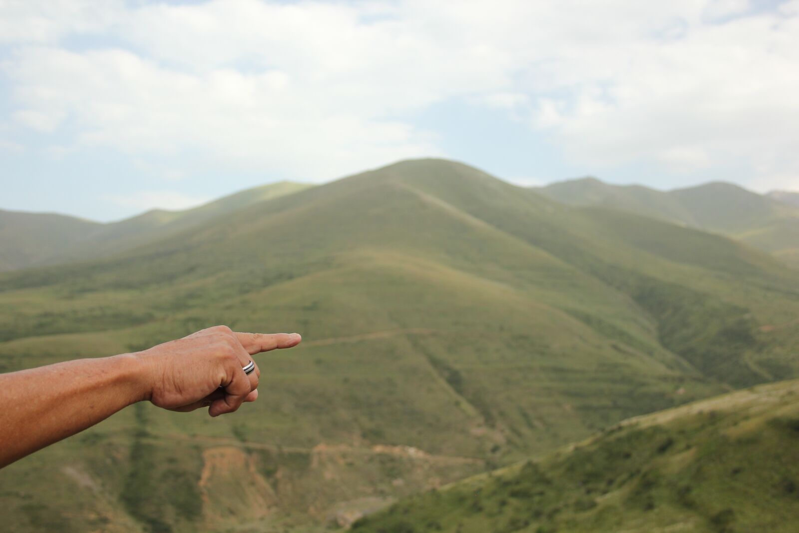 Canon EOS 550D (EOS Rebel T2i / EOS Kiss X4) sample photo. Armenia, travel, mountains photography