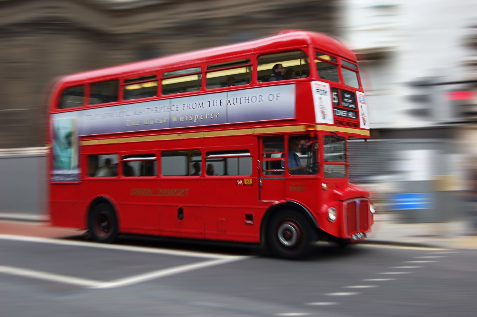 Nikon D50 sample photo. London, bus, holidays photography