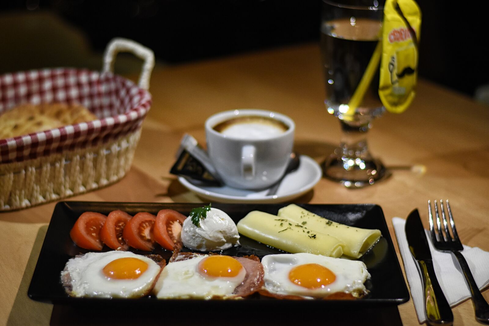 Nikon D7200 sample photo. Eggs, breakfast, coffe photography