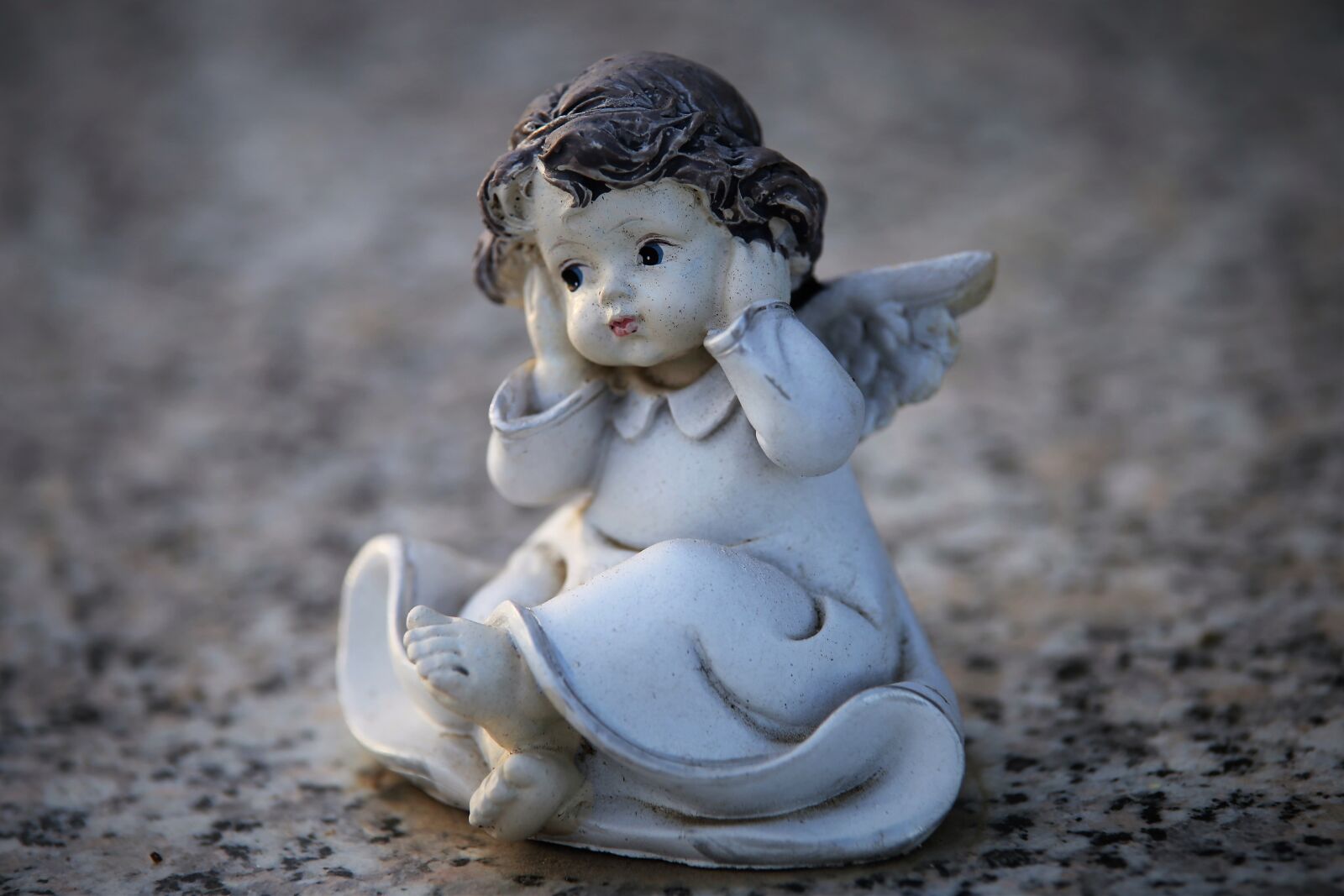 Tamron 70-210mm F4 Di VC USD sample photo. Angel, little angel, figurine photography