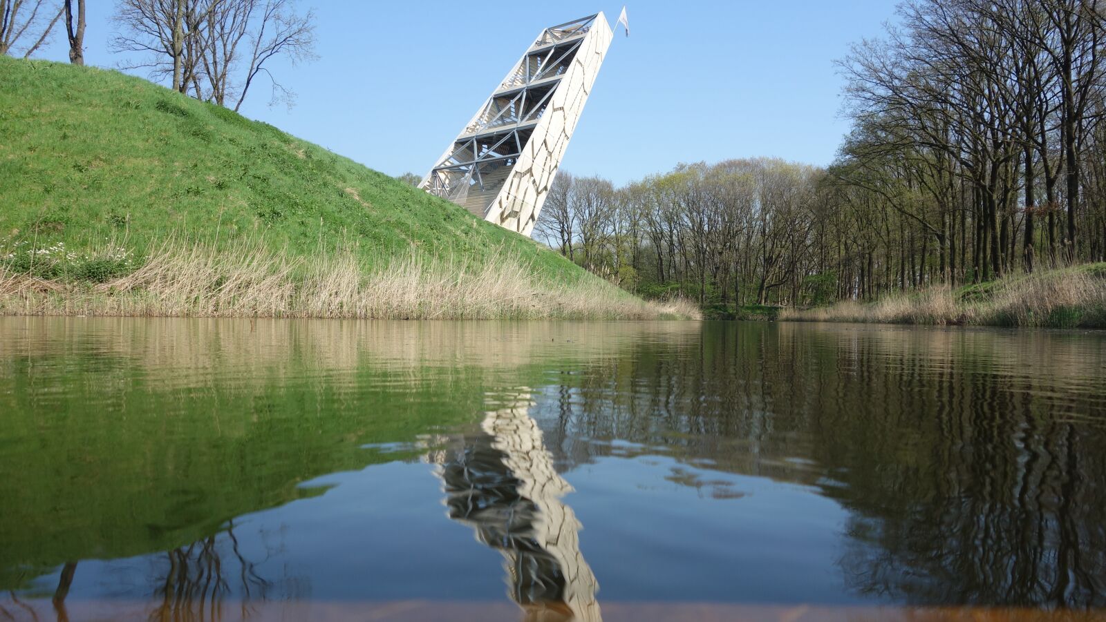 Sony Cyber-shot DSC-RX100 sample photo. Lookout tower, reflection, landscape photography