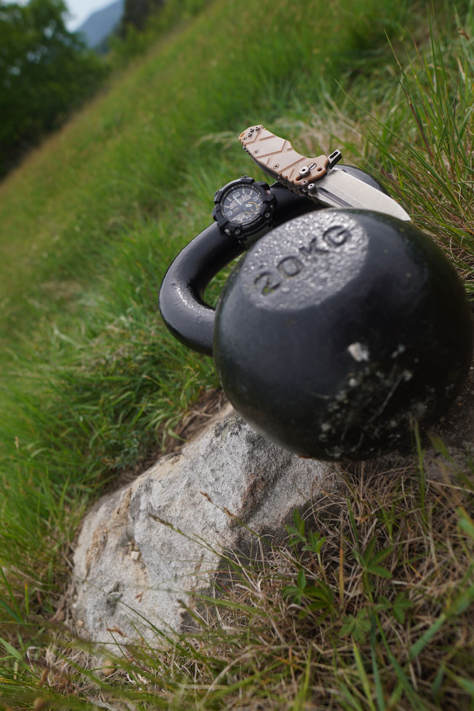 Sony a6400 + Sigma 16mm F1.4 DC DN | C sample photo. Trening, kettlebell, exercise photography