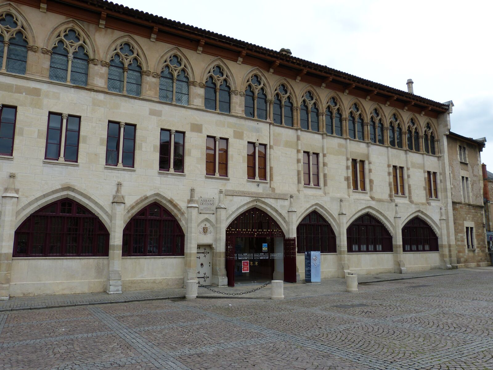 Panasonic Lumix DMC-FZ150 sample photo. Cluny, monastery, abbey photography
