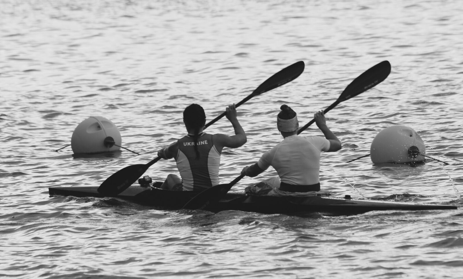 Canon EF 70-300mm F4-5.6 IS USM sample photo. Remo, canoeing, sport photography