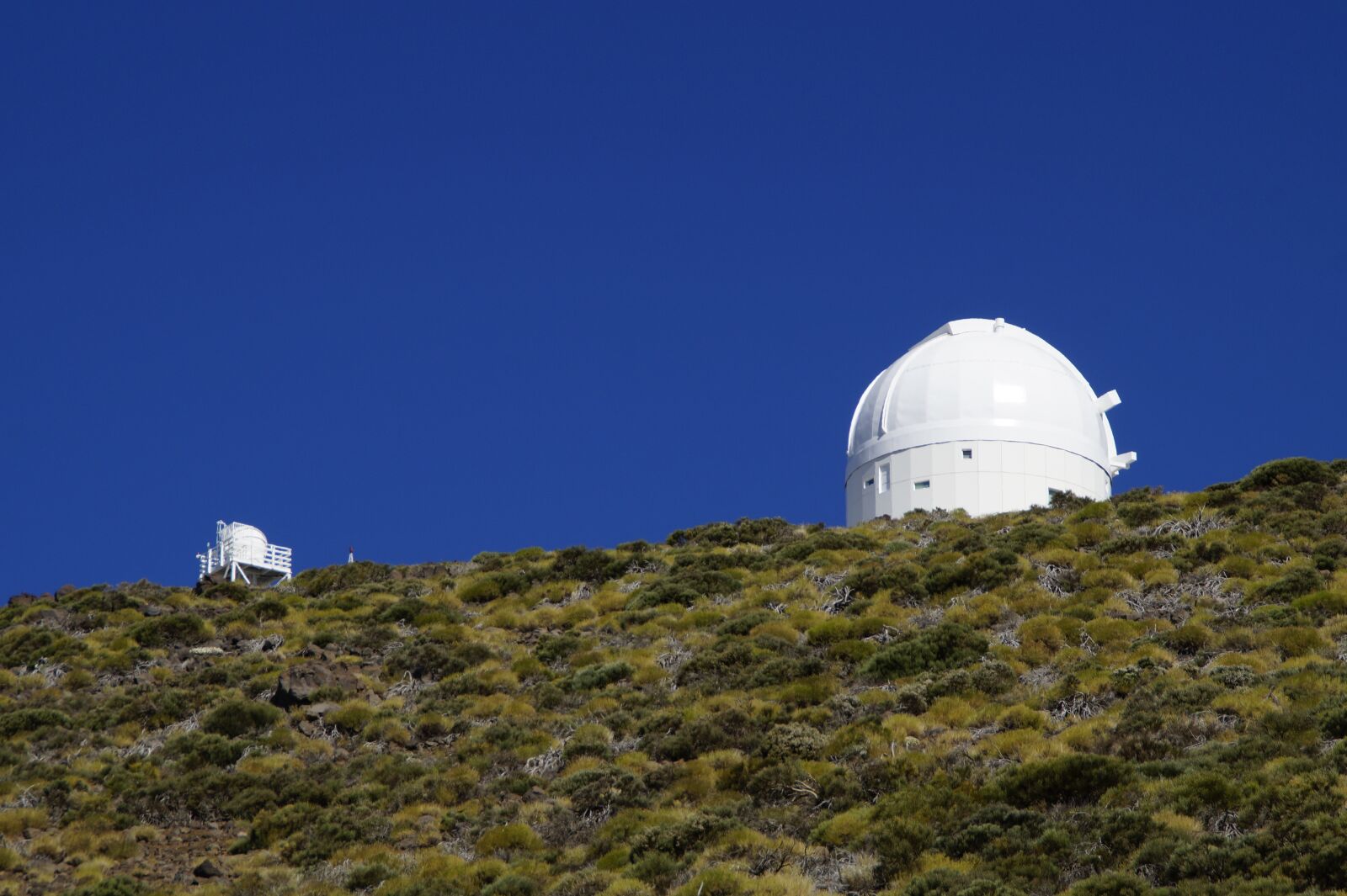 Sony SLT-A58 sample photo. The observatory on teide photography