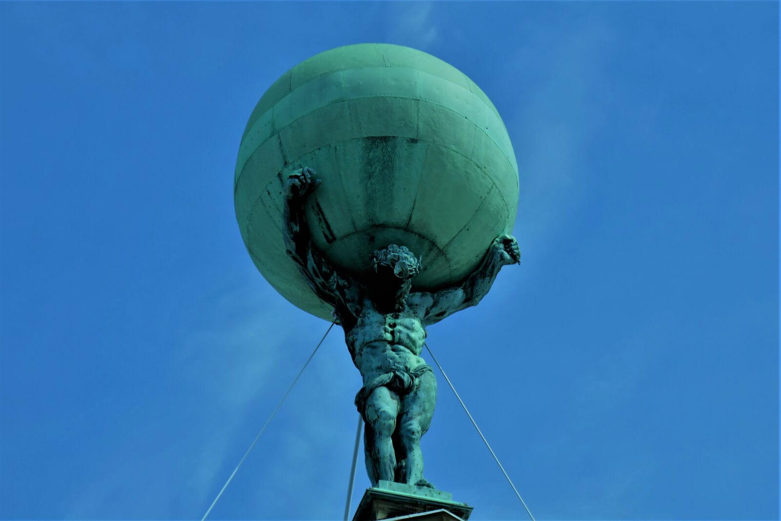 Panasonic DMC-TZ101 sample photo. Globe, atlas, royal palace photography