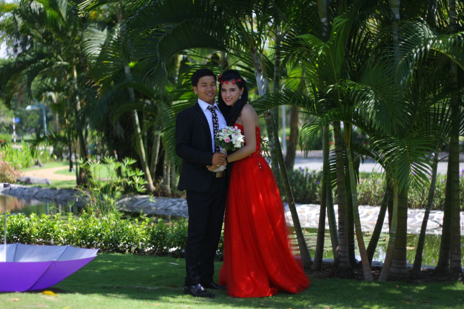 Canon EOS 40D sample photo. Bride, groom, beauty photography