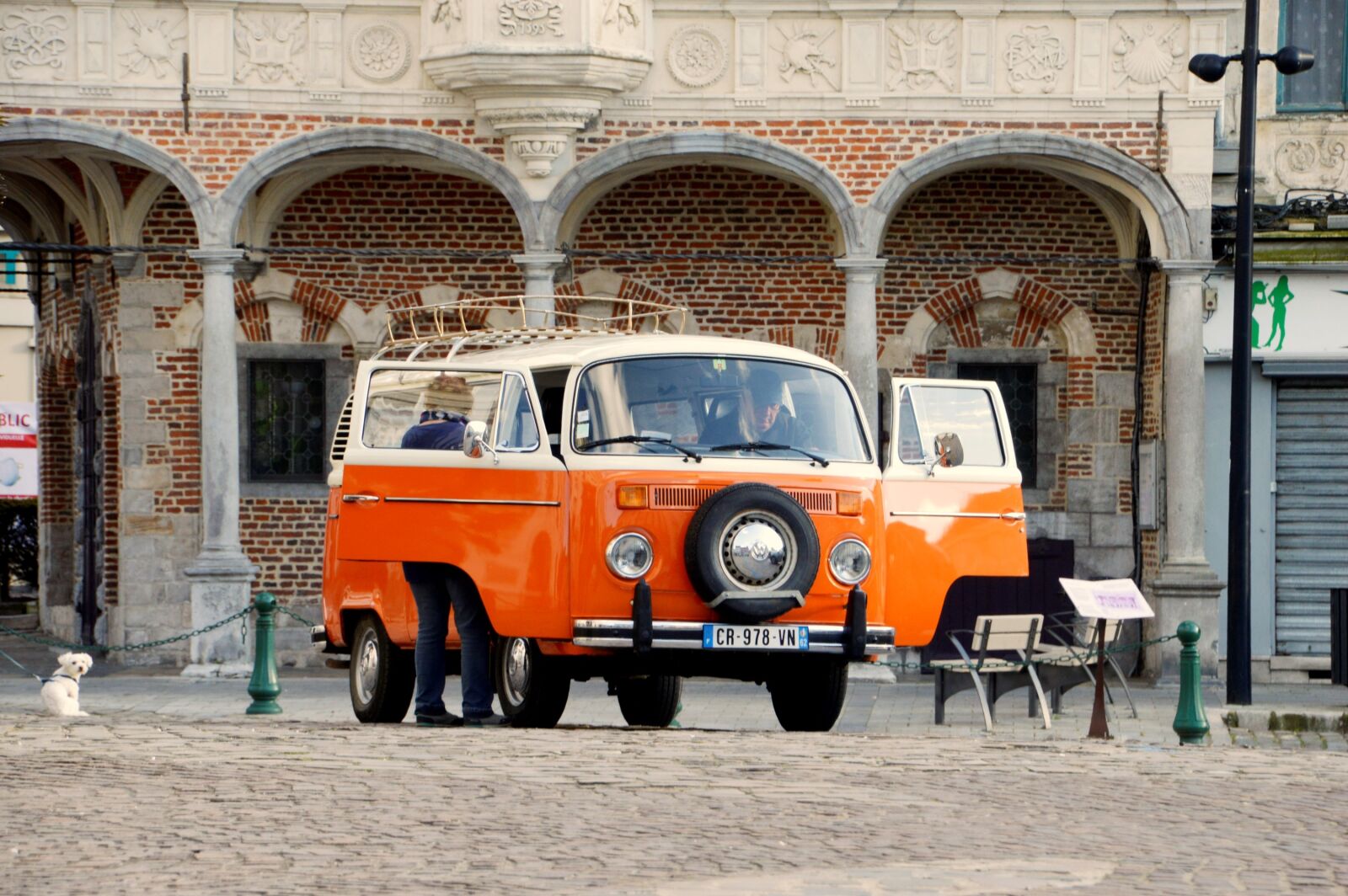Nikon D3200 sample photo. Van, retro, old photography