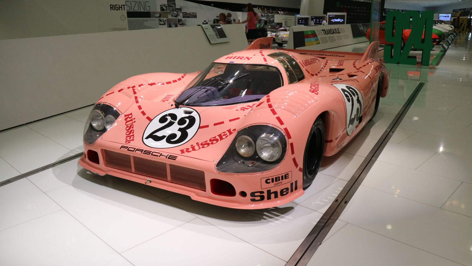 Canon EOS M3 sample photo. Porsche, germany, pink photography