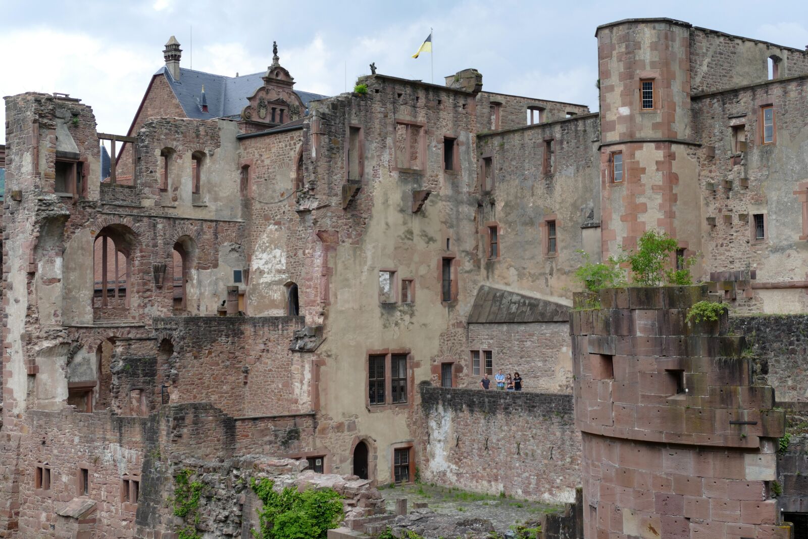 Panasonic Lumix DMC-FZ1000 sample photo. Schloss heidelberg, germany, ruin photography