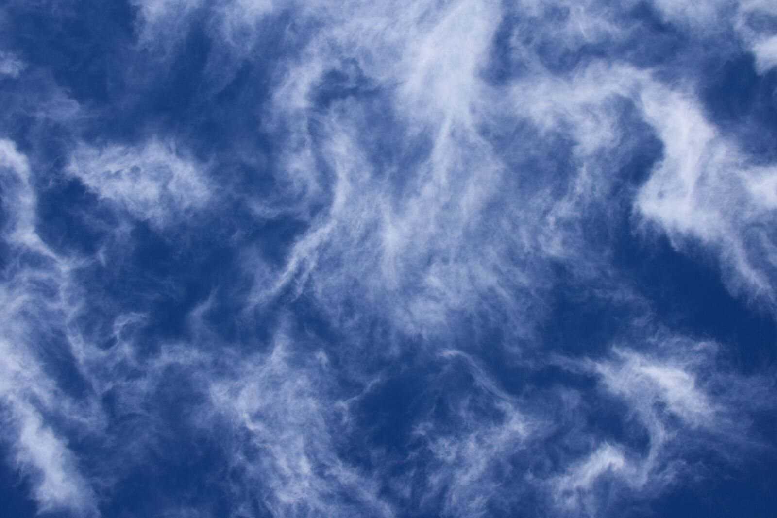 Nikon D3300 sample photo. Fascinating wispy clouds, cloudscape photography
