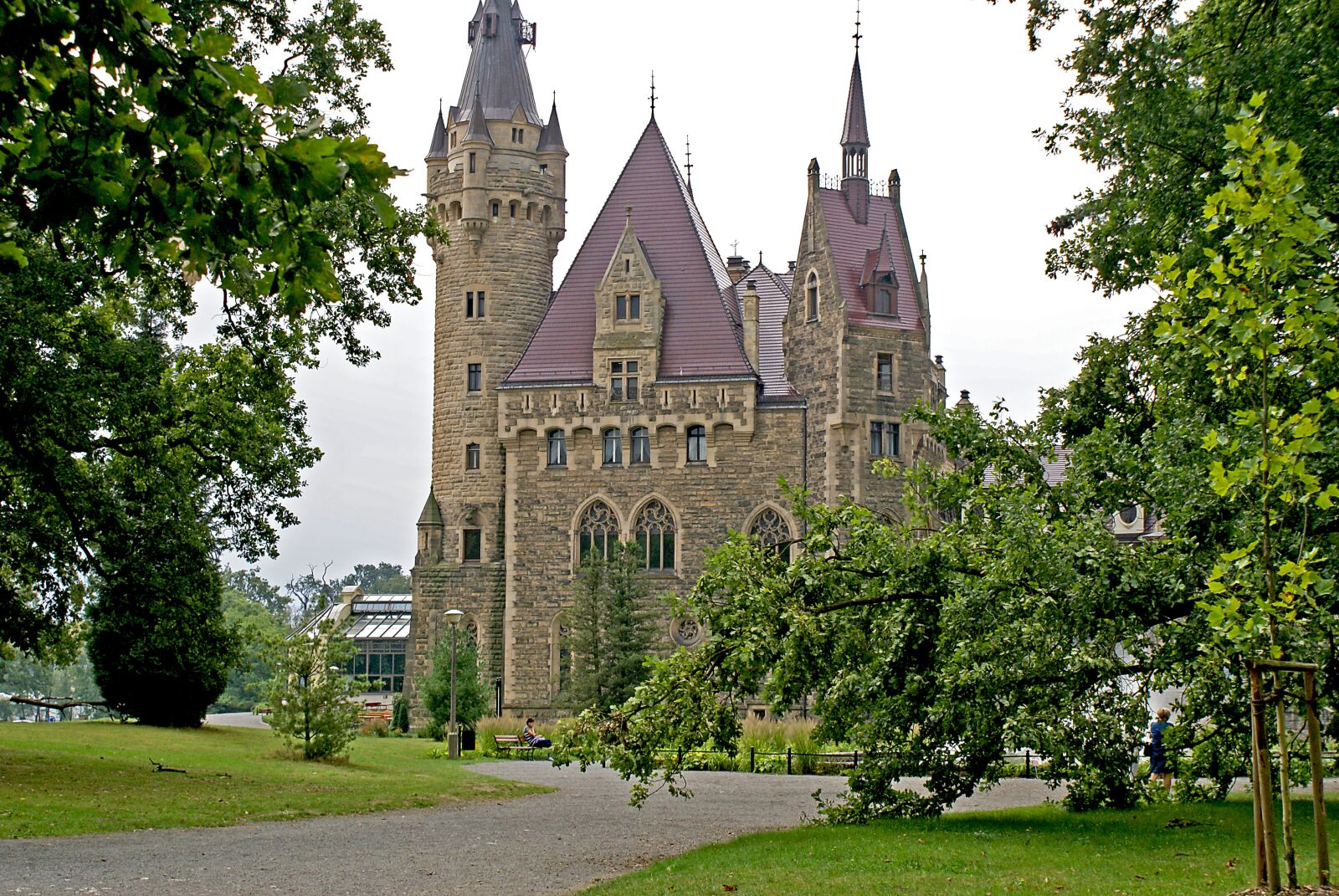 Sony Alpha DSLR-A100 sample photo. Scrotum, castle, the palace photography