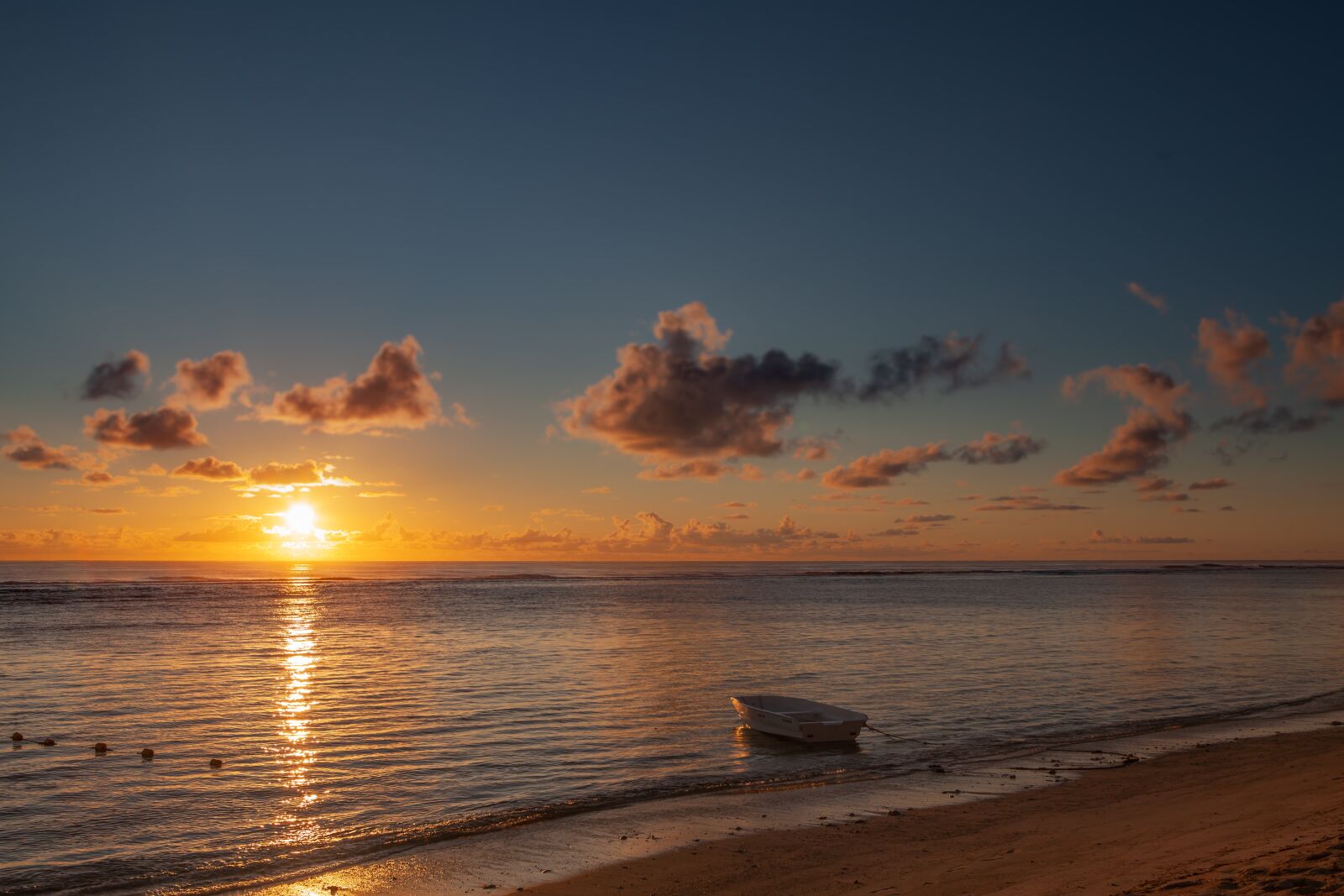 Canon EOS 5D Mark II + Canon EF 24-70mm F2.8L USM sample photo. Coast sunset, sunset, sea photography