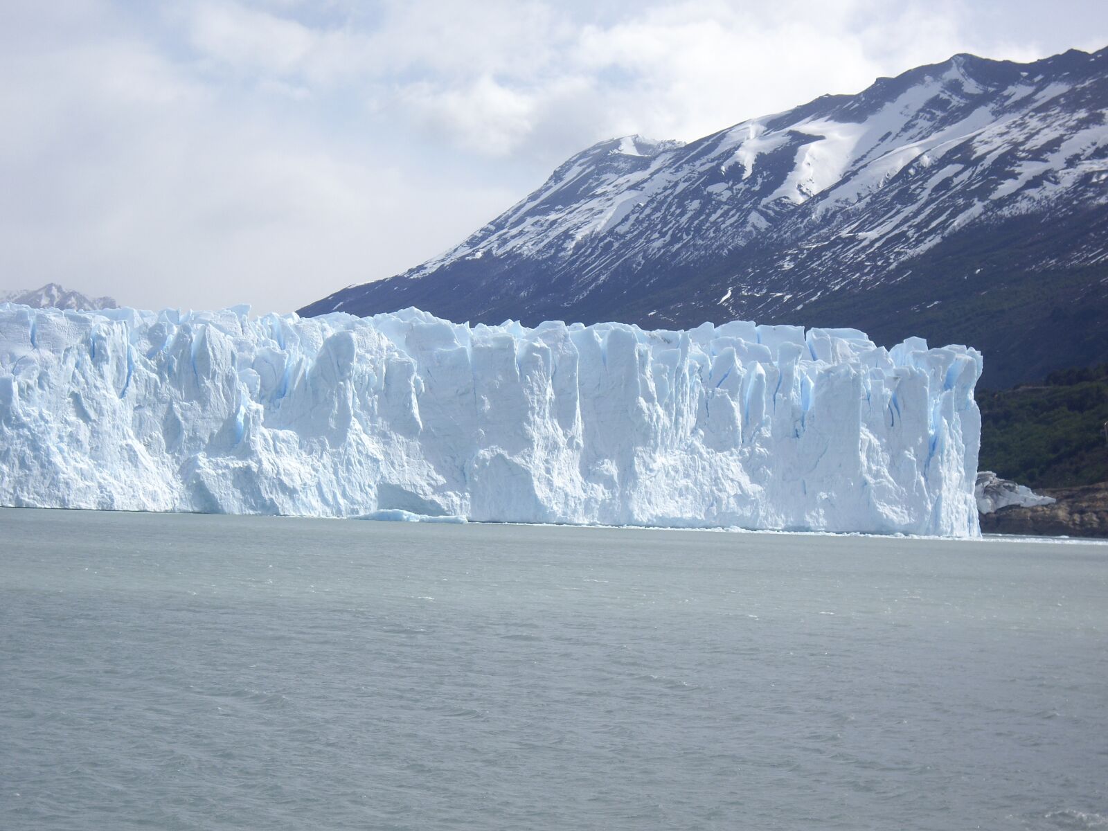 Pentax OPTIO S10 sample photo. Argentina, perito moreno, glacier photography
