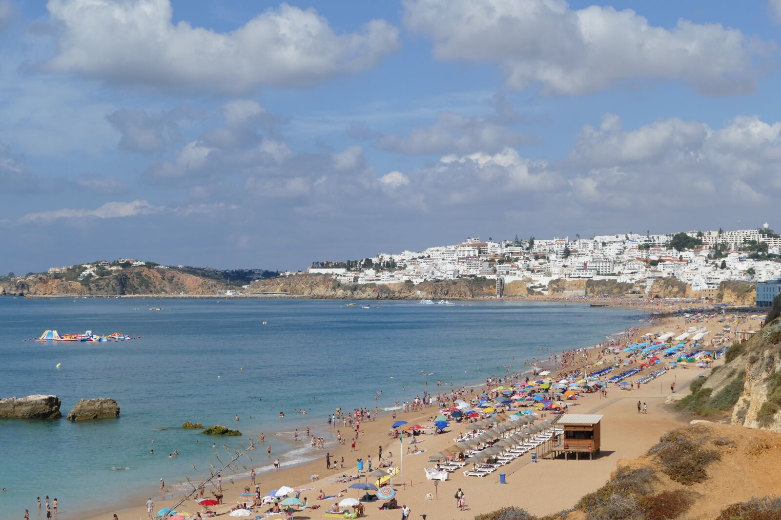Panasonic Lumix DMC-FZ1000 sample photo. Portugal, albufeira, beach photography