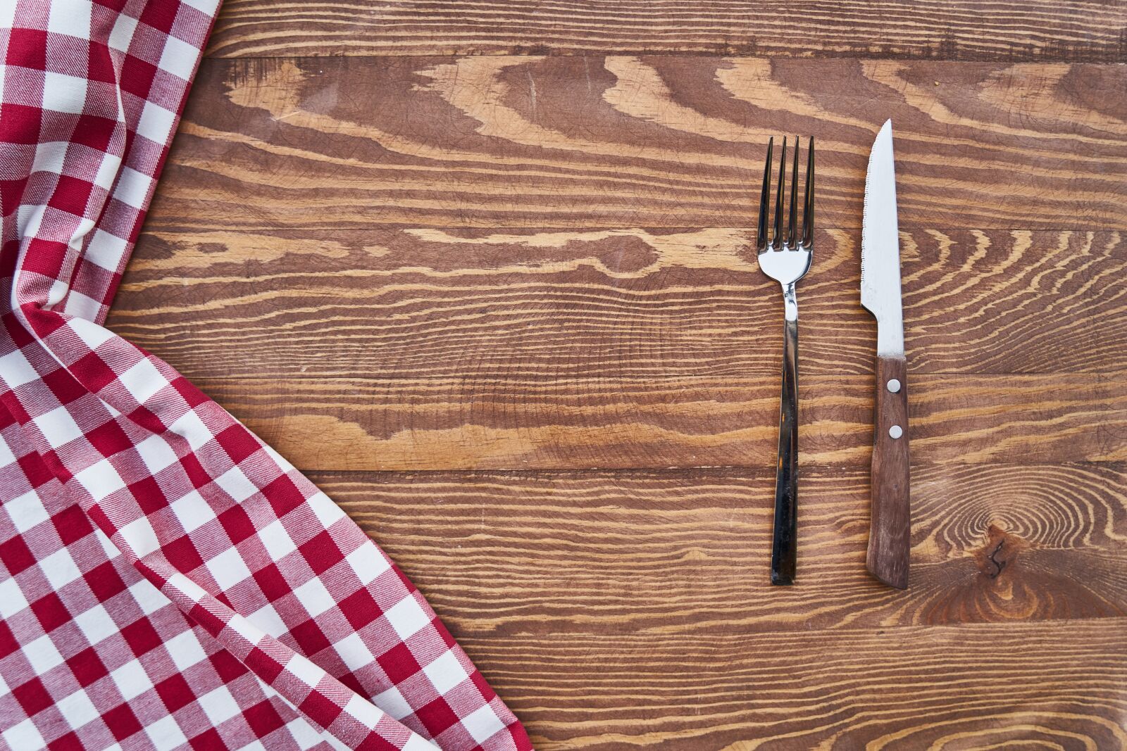 Sony a7R II sample photo. Table, cover, fork photography